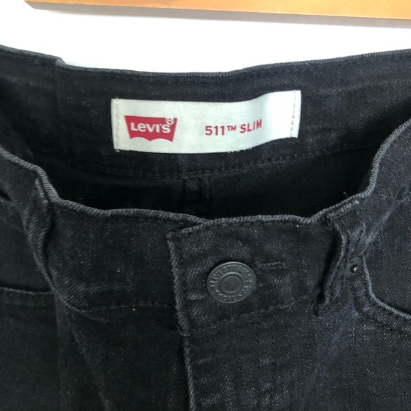 Levi’s Jeans - Picture 2 of 3
